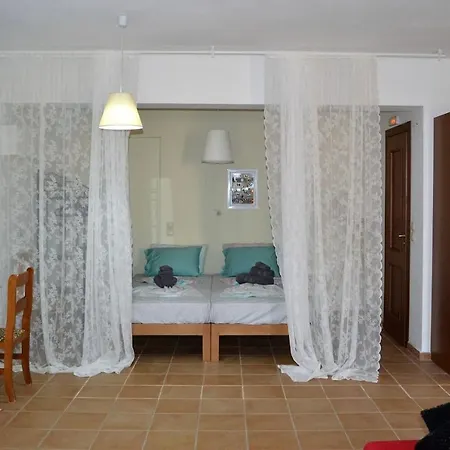 Marilia Poolside Apartment Kounoupidhianá Extérieur photo