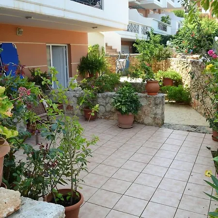 Marilia Poolside Apartment Kounoupidhianá Extérieur photo