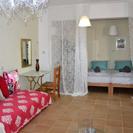 Marilia Poolside Apartment Kounoupidhianá Extérieur photo